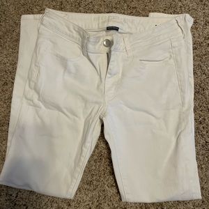 American Eagle white jeans